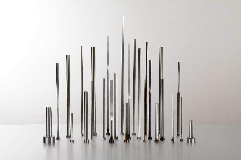 pvc挤出机模具是什么材料，pvc挤出机生产工艺流程