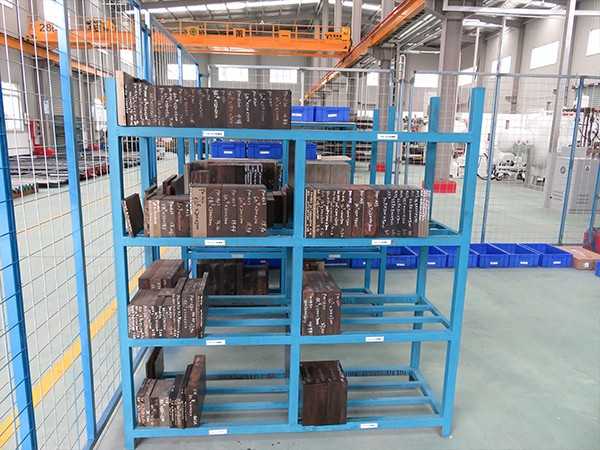 热作模具钢牌号日本