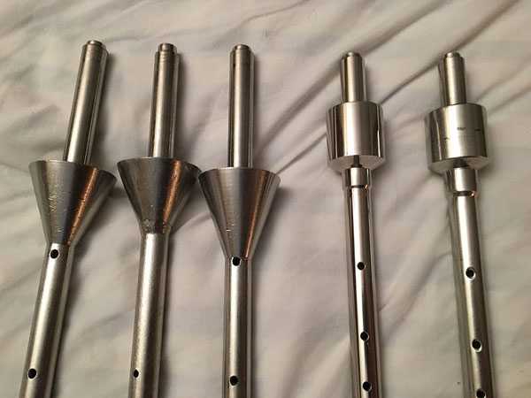 连接器模具用什么钢材，滚塑模具一般用什么钢材